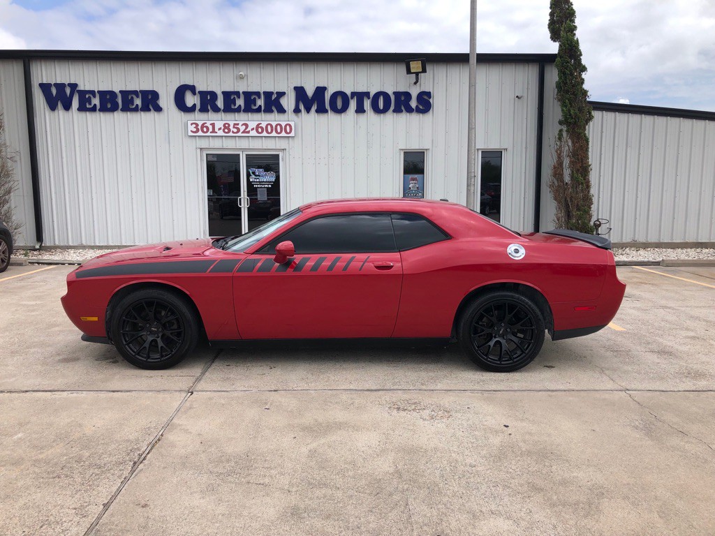 2012 Dodge Challenger Image 1