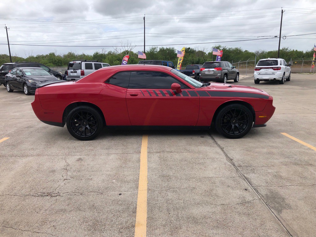 2012 Dodge Challenger Image 5
