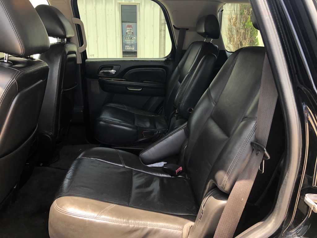 2010 GMC Yukon Image 8