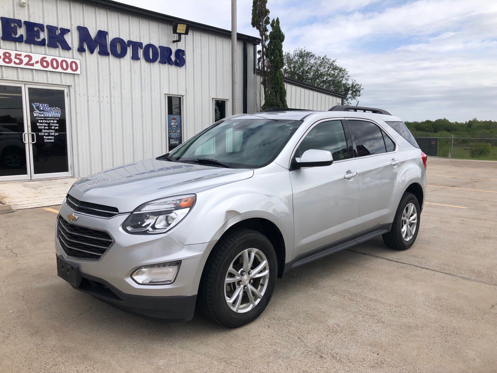 2017 Chevrolet Equinox Image 2