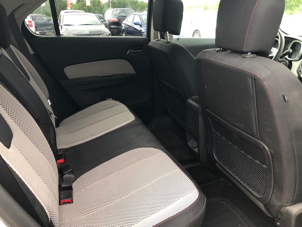 2017 Chevrolet Equinox Image 7