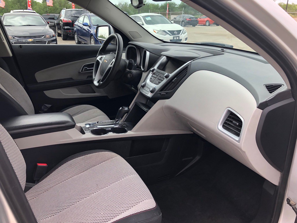 2017 Chevrolet Equinox Image 9