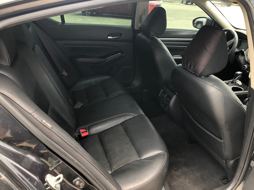 2020 Nissan Altima Image 9