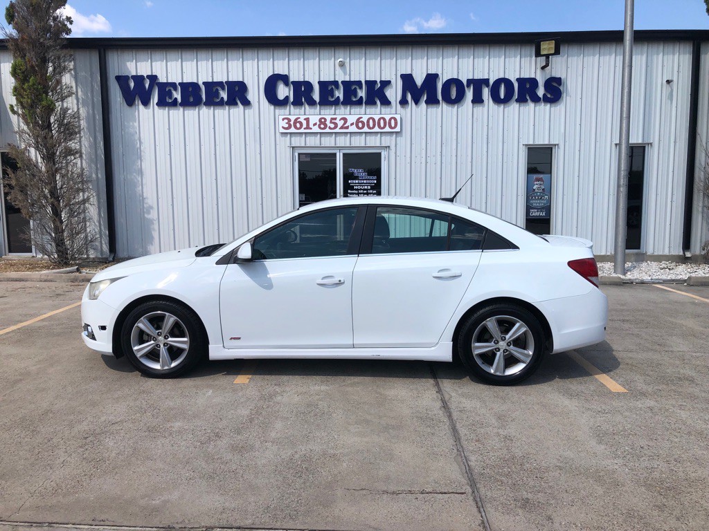 2014 Chevrolet Cruze Image 1