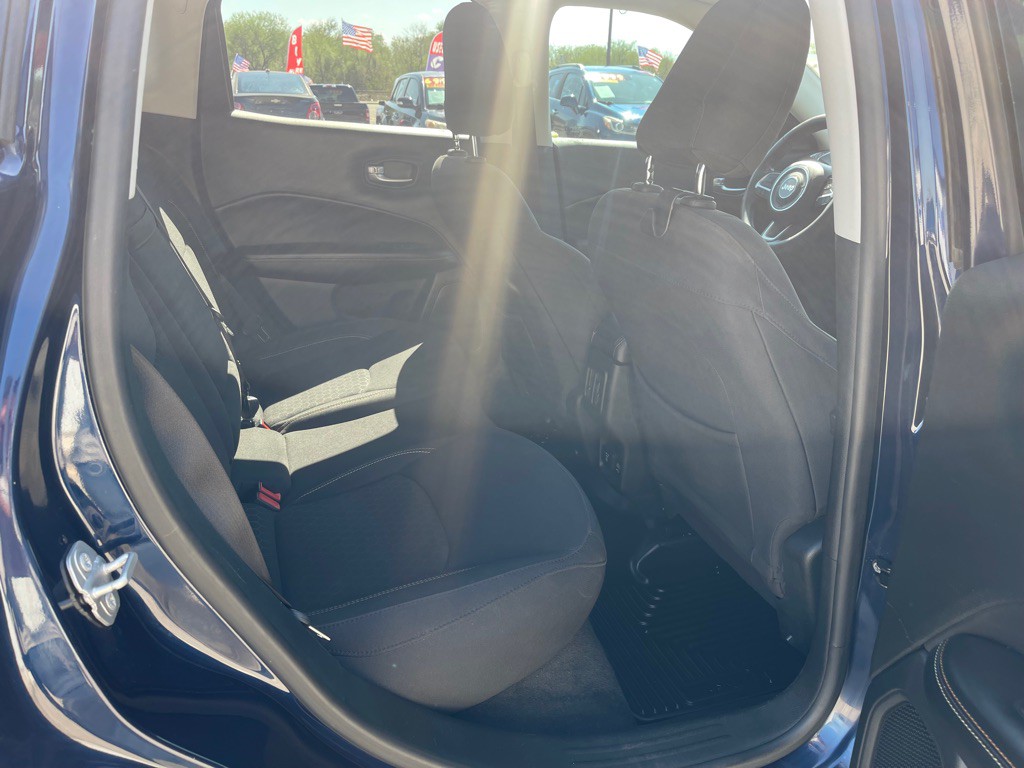 2019 Jeep Compass Image 11