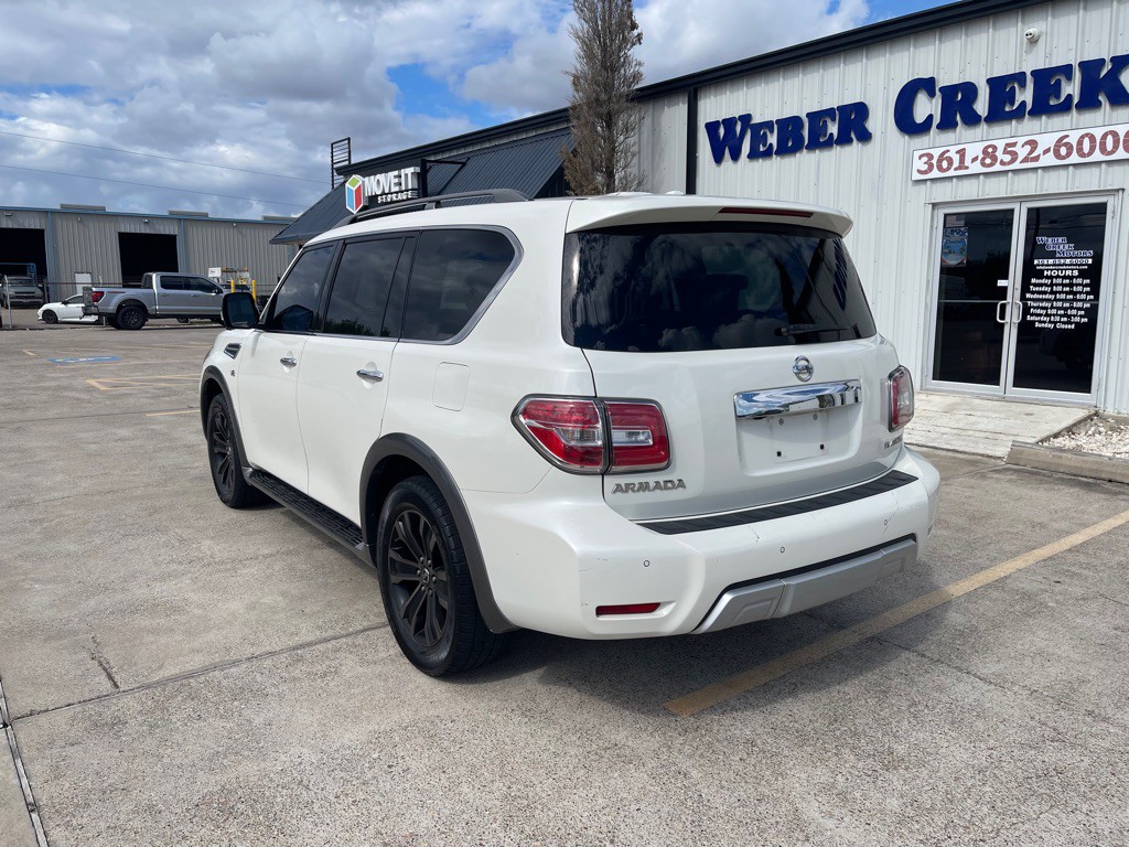 2017 Nissan Armada Image 3