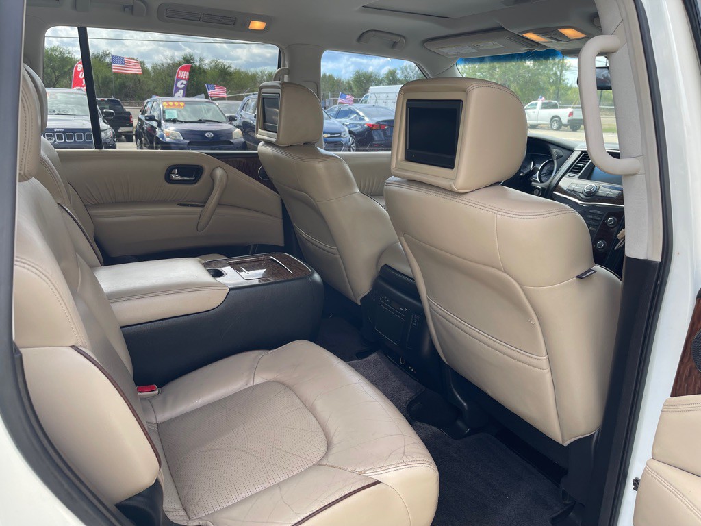 2017 Nissan Armada Image 12