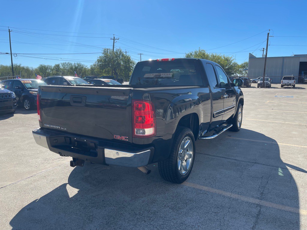 2013 GMC Sierra Image 4