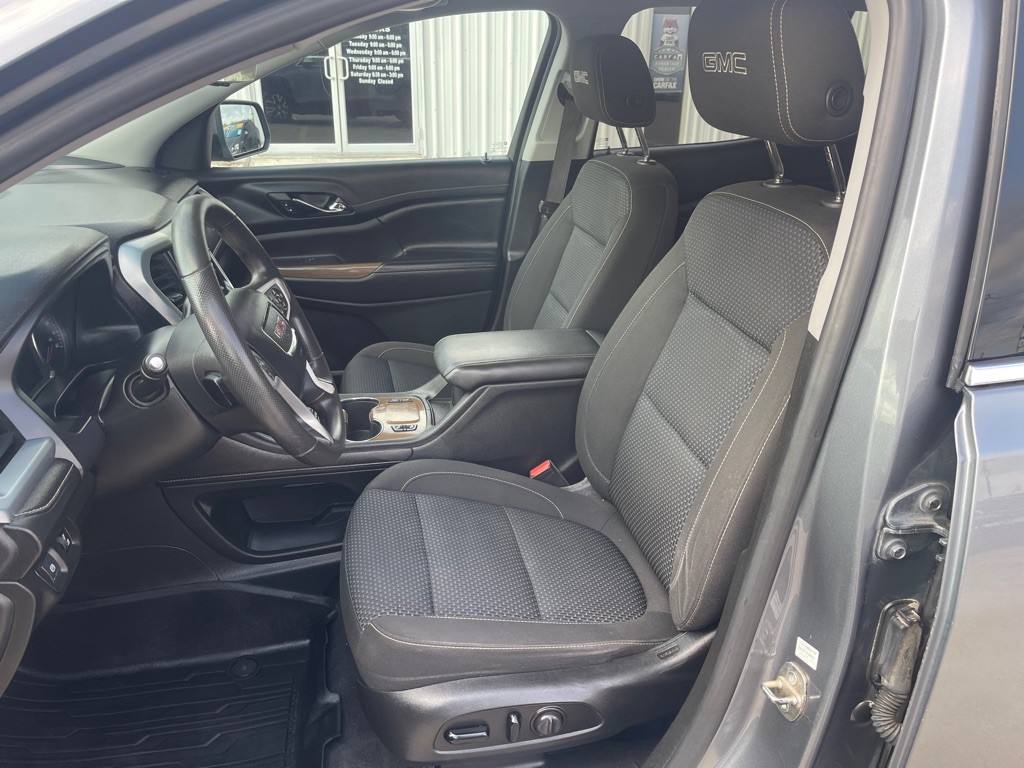 2021 GMC Acadia Image 7