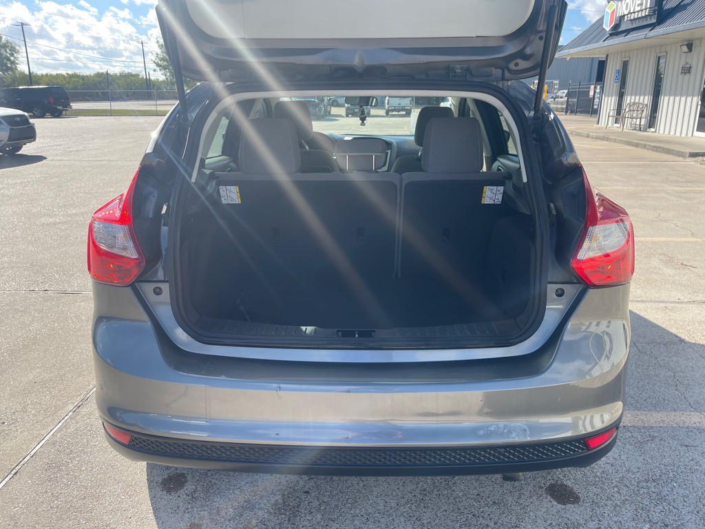 2012 Ford Focus Image 9