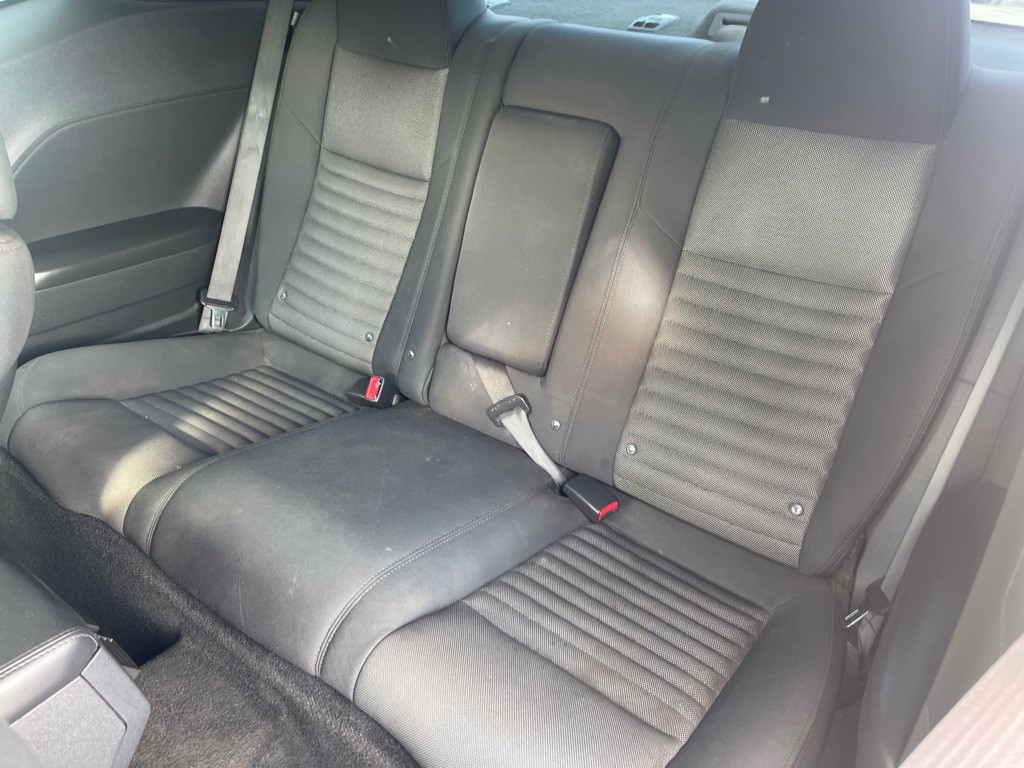 2013 Dodge Challenger Image 8