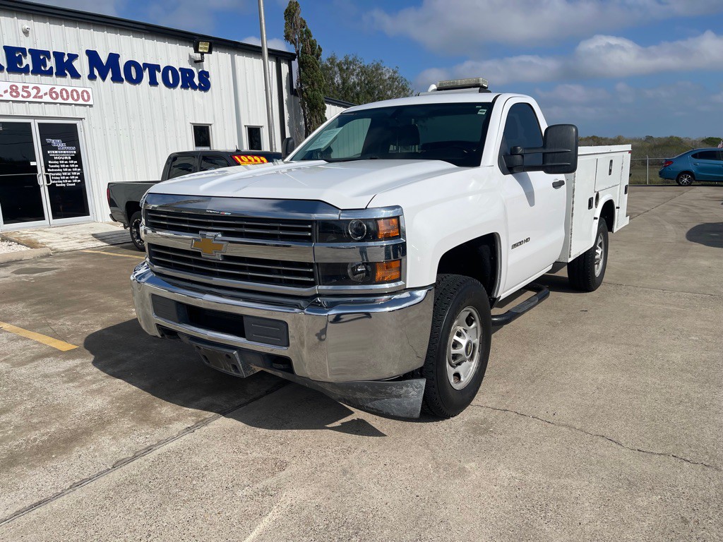 2015 Chevrolet Silverado 1500 Image 2