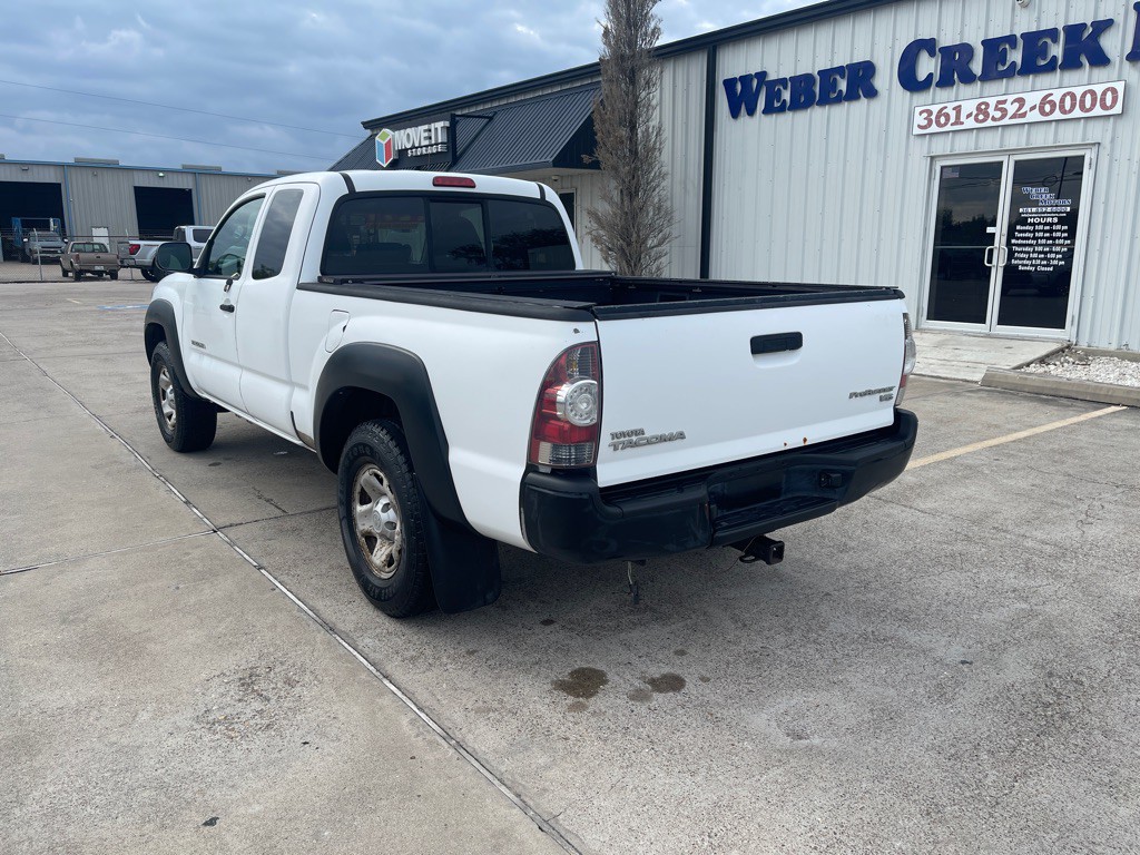 2011 Toyota Tacoma Image 3