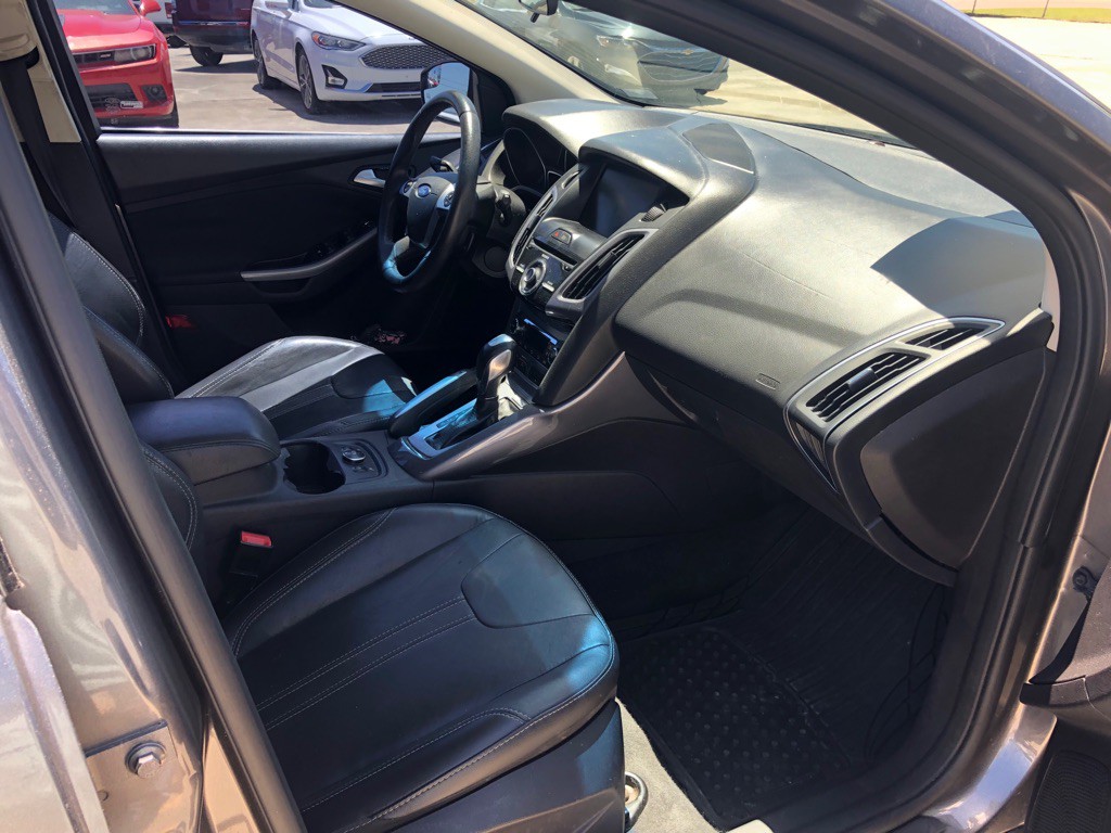 2013 Ford Focus Image 9