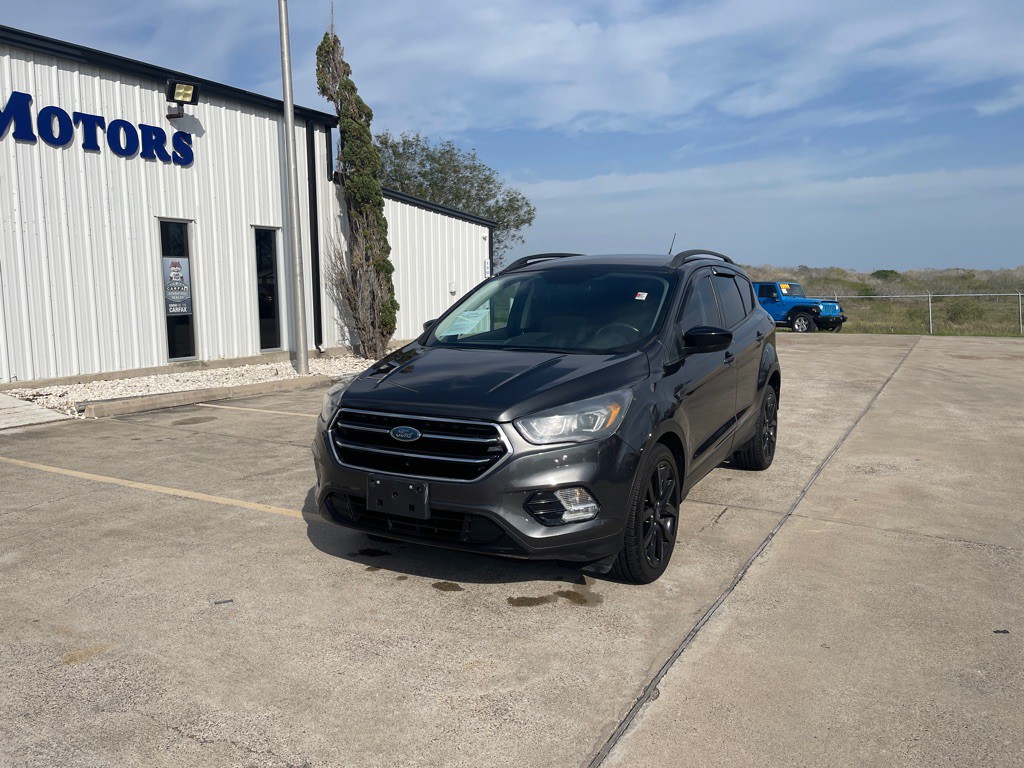 2018 Ford Escape Image 2