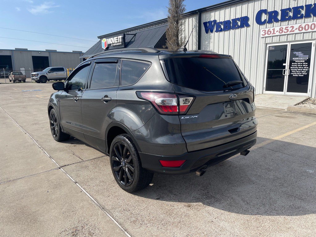 2018 Ford Escape Image 3