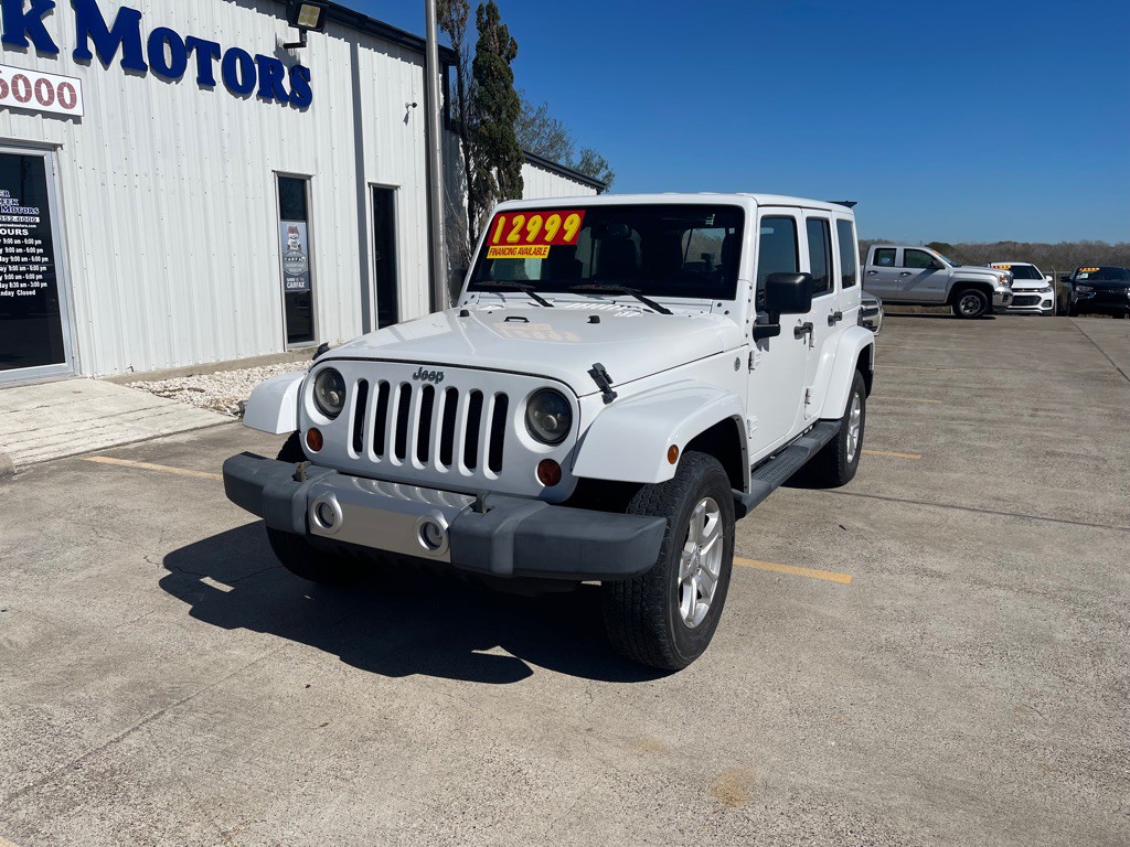 2013 Jeep Wrangler Unlimited Image 2