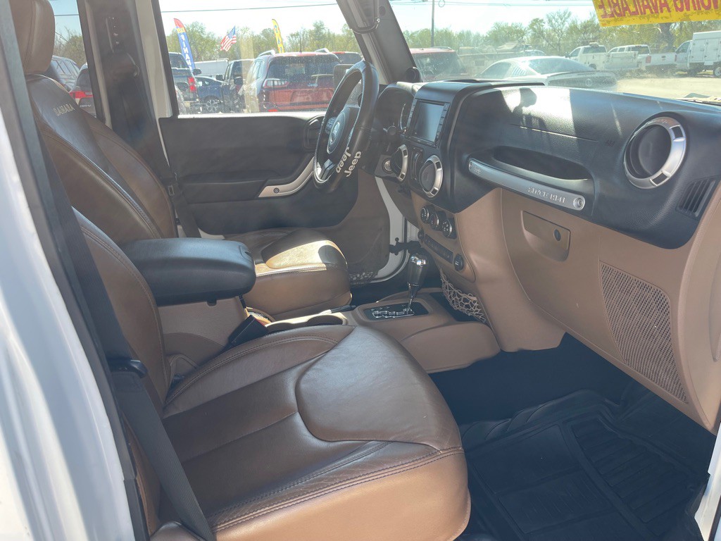 2013 Jeep Wrangler Unlimited Image 9