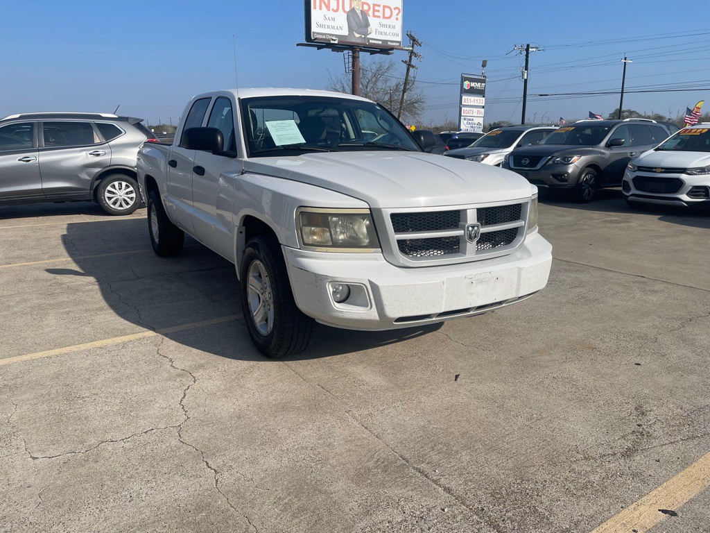 2011 Dodge Dakota Image 6