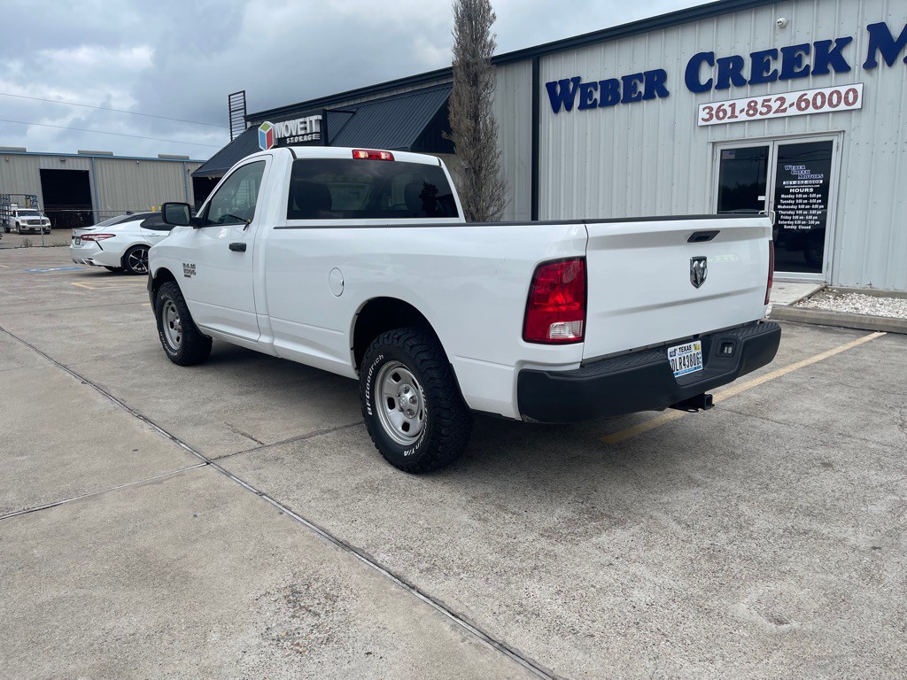 2022 RAM 1500 Image 3