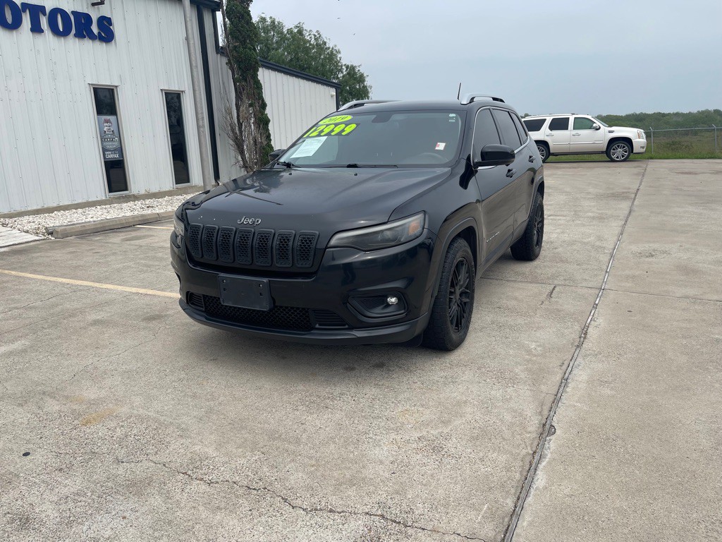 2019 Jeep Cherokee Image 2