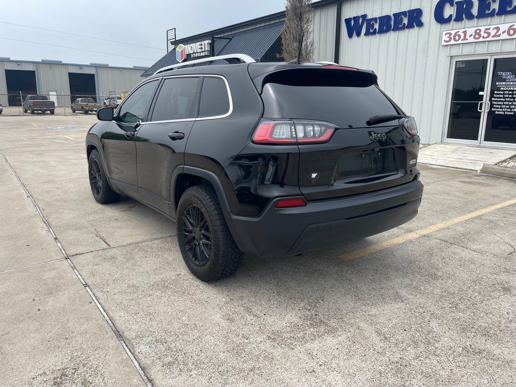 2019 Jeep Cherokee Image 3