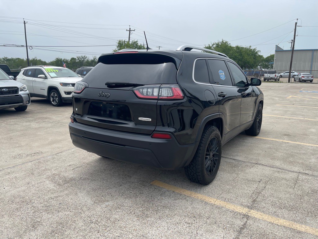 2019 Jeep Cherokee Image 4