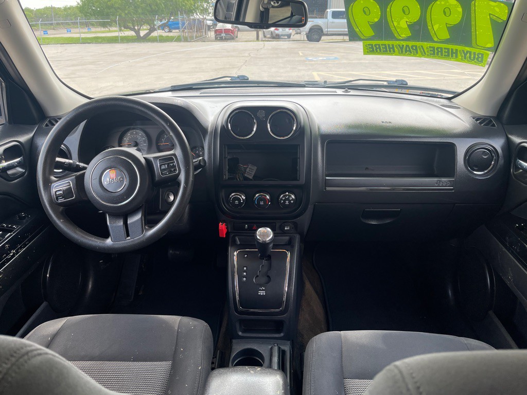2016 Jeep Patriot Image 12