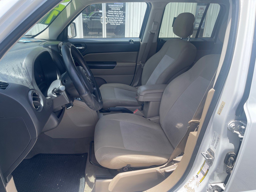 2012 Jeep Patriot Image 7