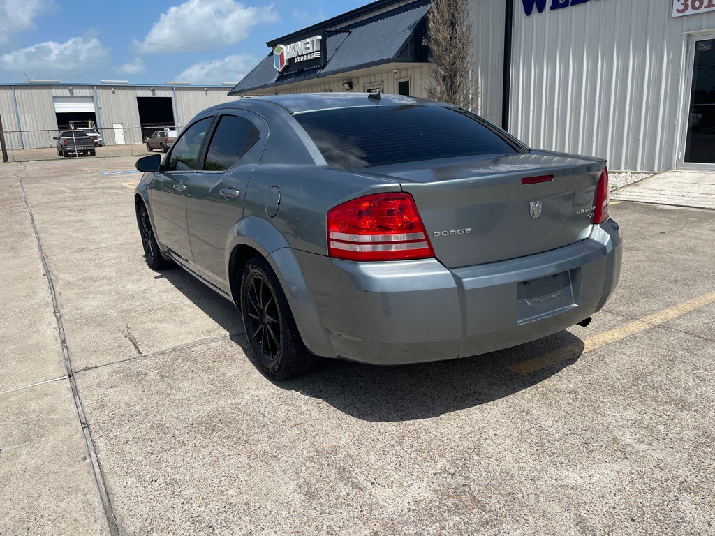 2010 Dodge Avenger Image 3