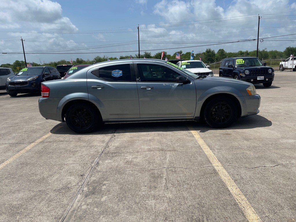 2010 Dodge Avenger Image 5