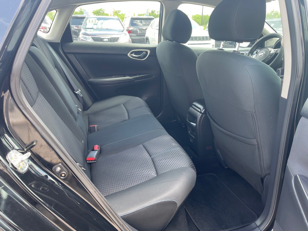 2019 Nissan Sentra Image 10
