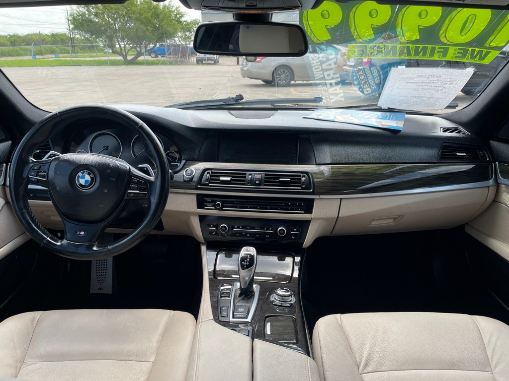 2013 BMW 5 Series Image 11