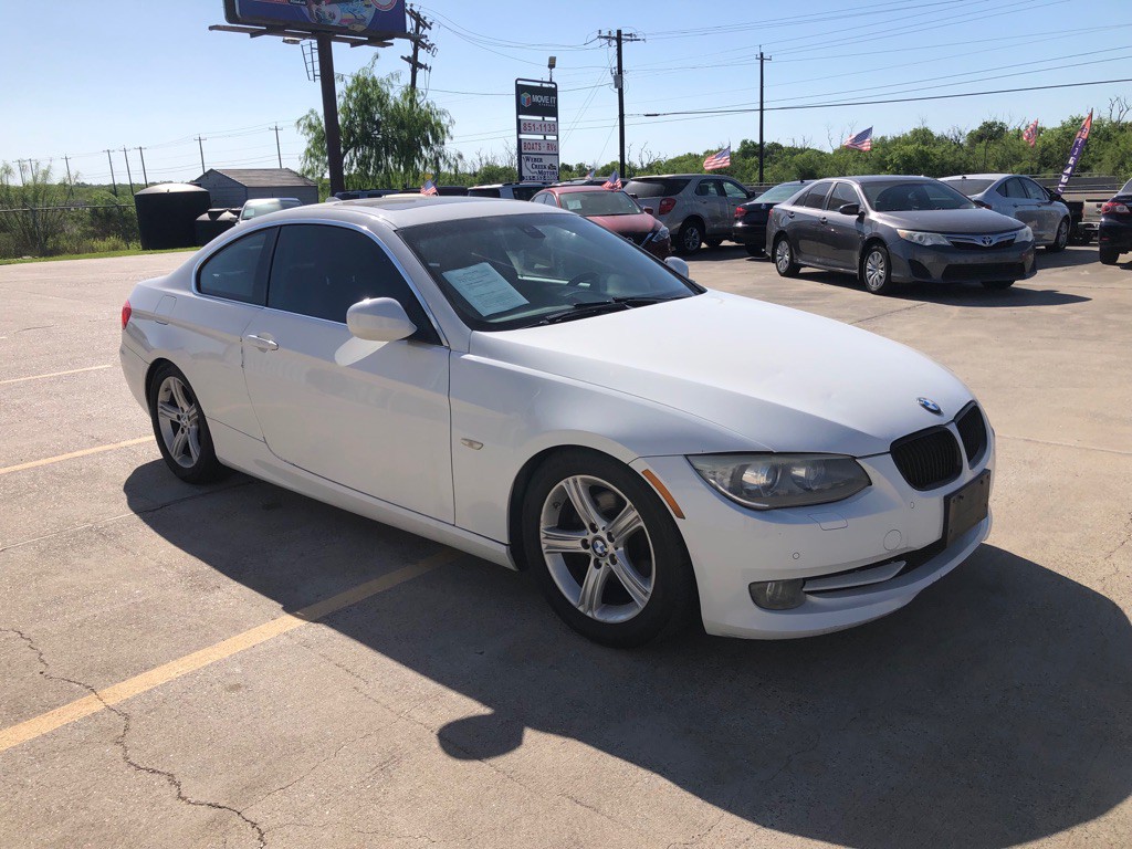 2013 BMW 3 Series Image 5