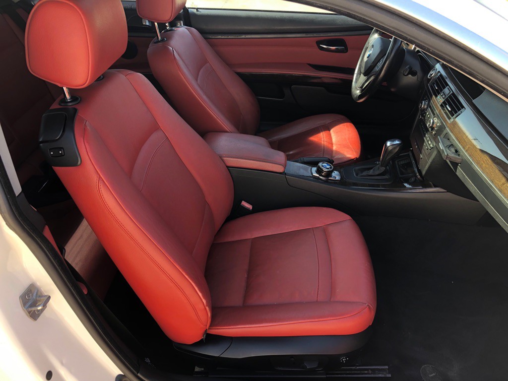 2013 BMW 3 Series Image 8