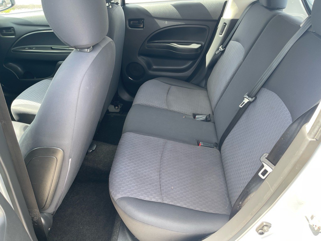 2017 Mitsubishi Mirage Image 8