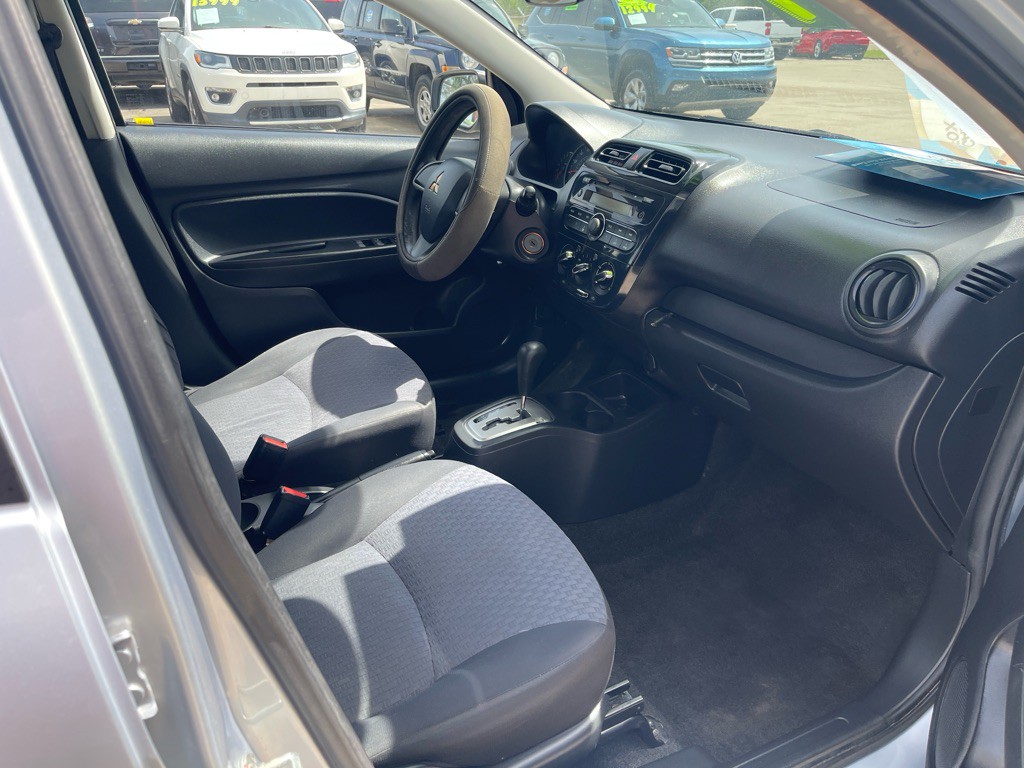 2017 Mitsubishi Mirage Image 10