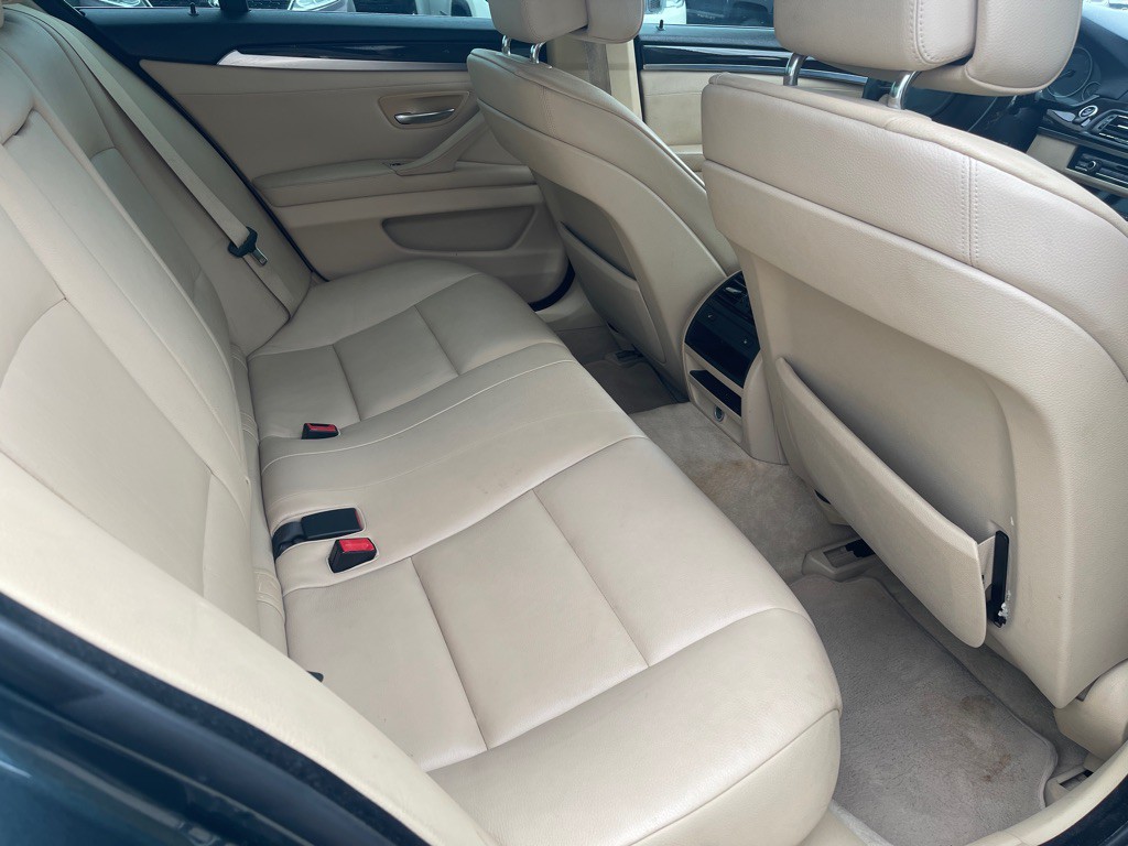 2012 BMW 5 Series Image 10