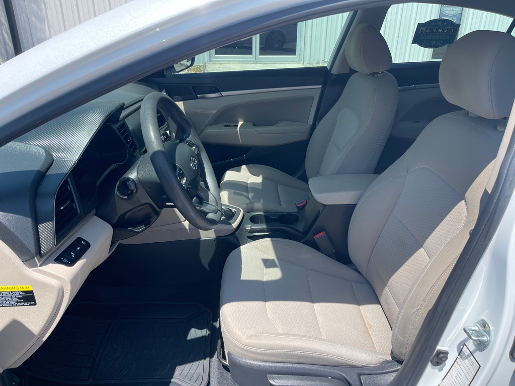 2019 Hyundai Elantra Image 7