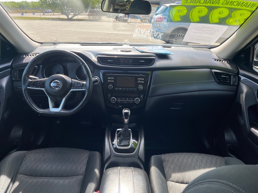 2017 Nissan Rogue Image 12