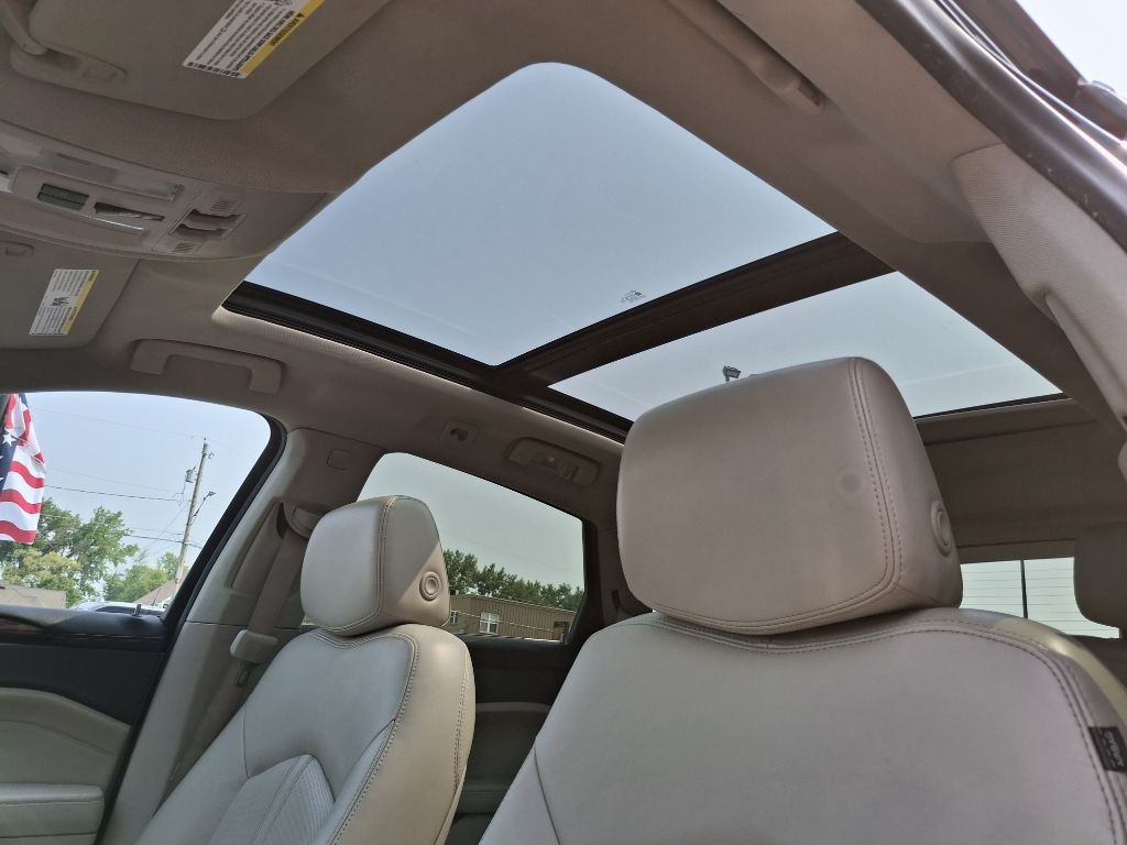2011 Cadillac SRX Image 9