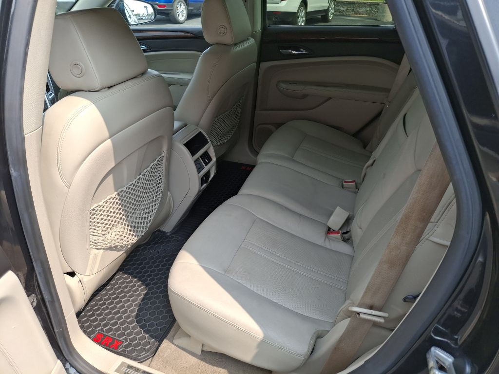 2011 Cadillac SRX Image 10