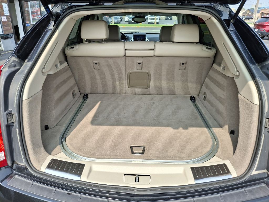 2011 Cadillac SRX Image 11