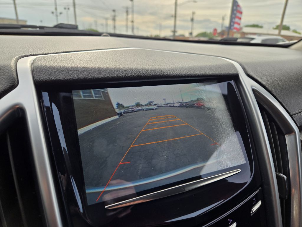 2015 Cadillac SRX Image 16