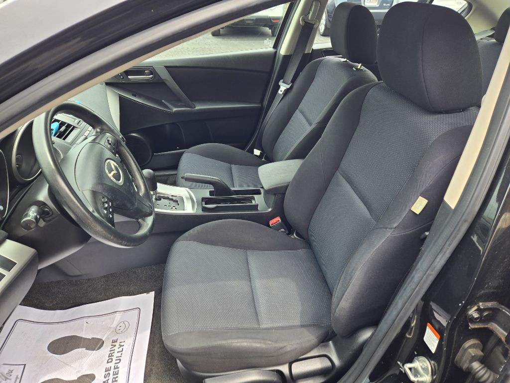 2010 Mazda Mazda3 Image 11