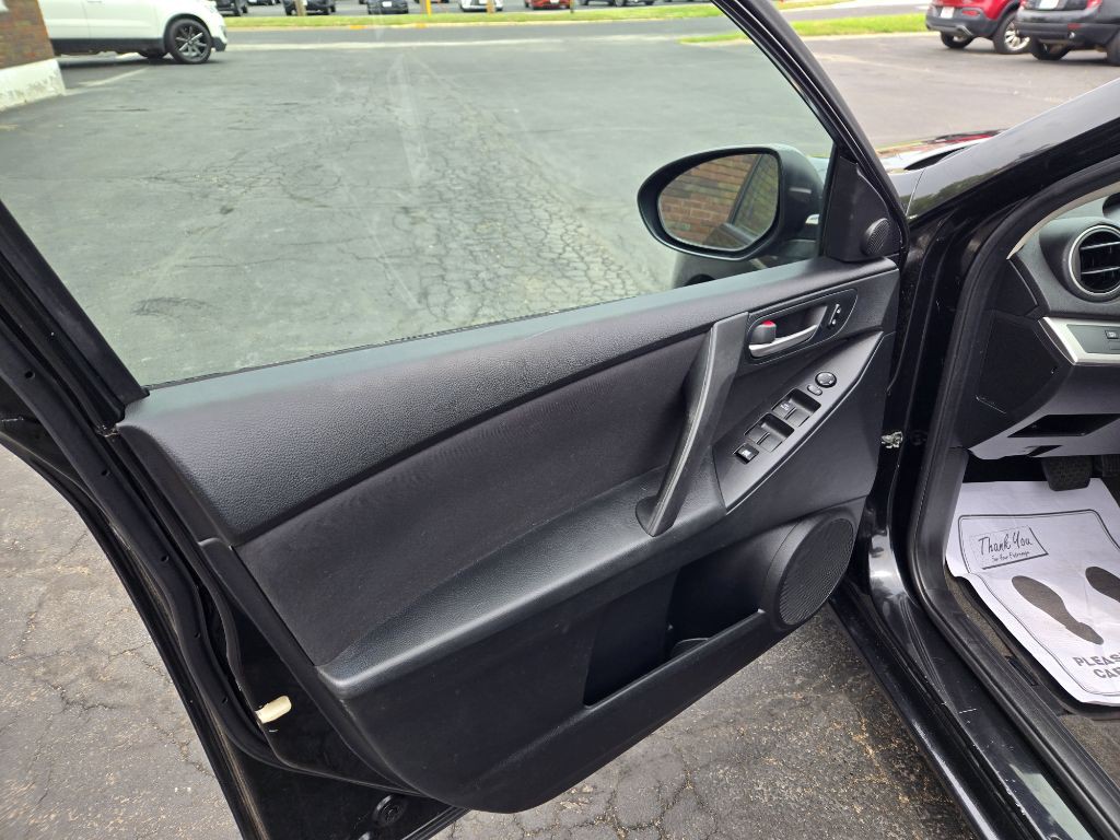 2010 Mazda Mazda3 Image 12