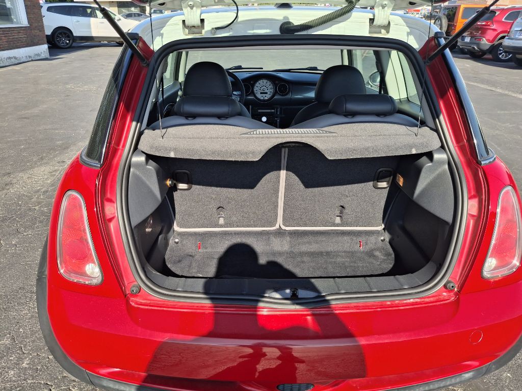 2005 MINI Cooper Image 8