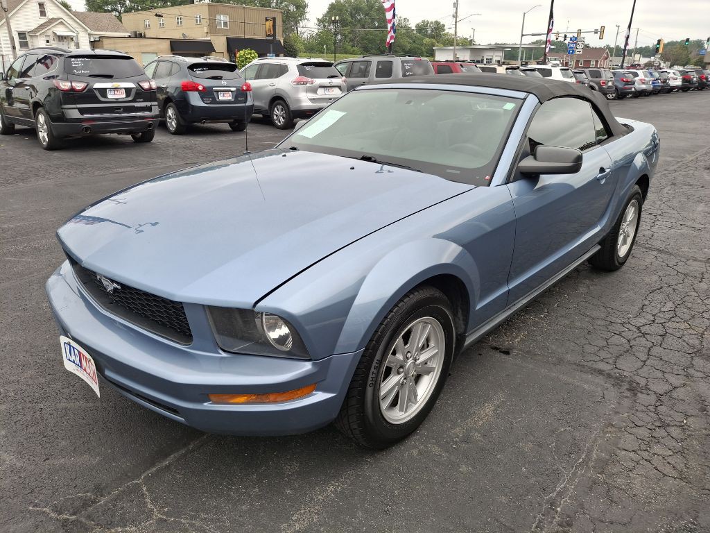 2007 Ford Mustang Image 4