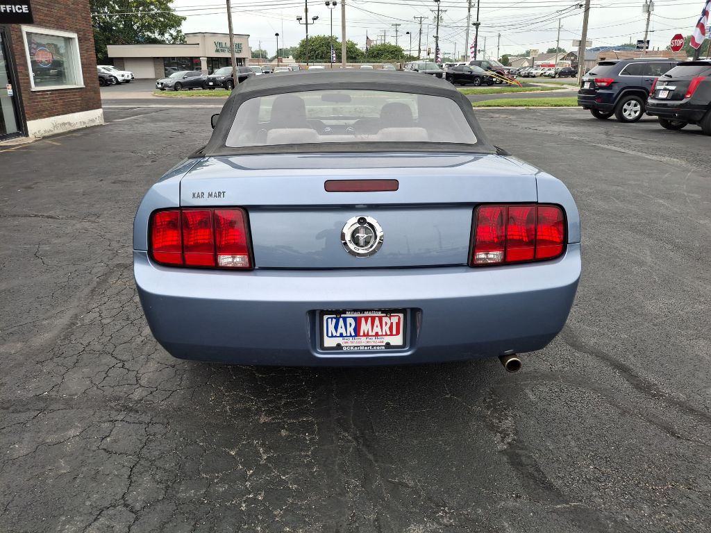 2007 Ford Mustang Image 7