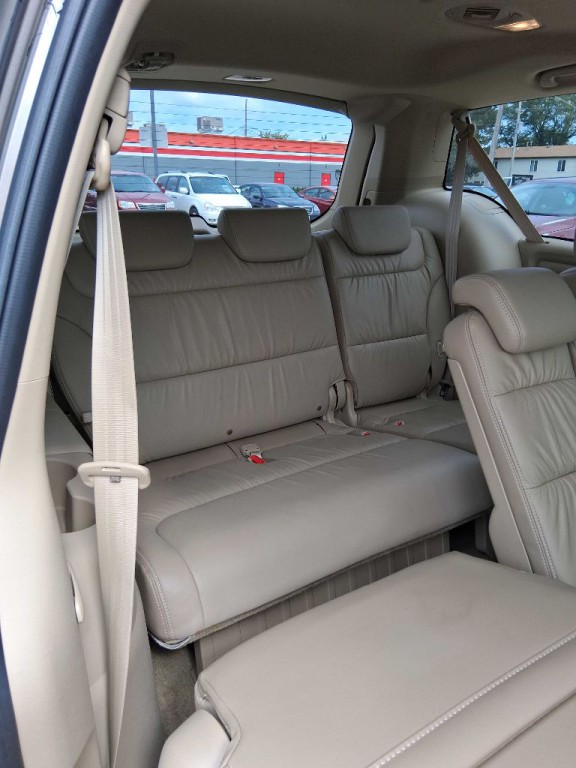 2010 Honda Odyssey Image 8